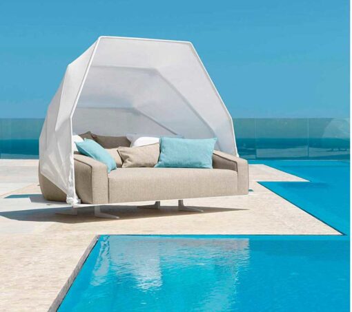 modern outdoor daybed