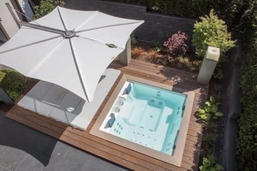 Hudson Single Cantilever 360 Umbrella Luxury Outdoor Contract Forward Leaning Marine grade Residential pool Furniture Hampton