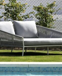 outdoor double daybed